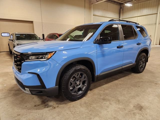 Certified 2023 Honda Pilot TrailSport image 7