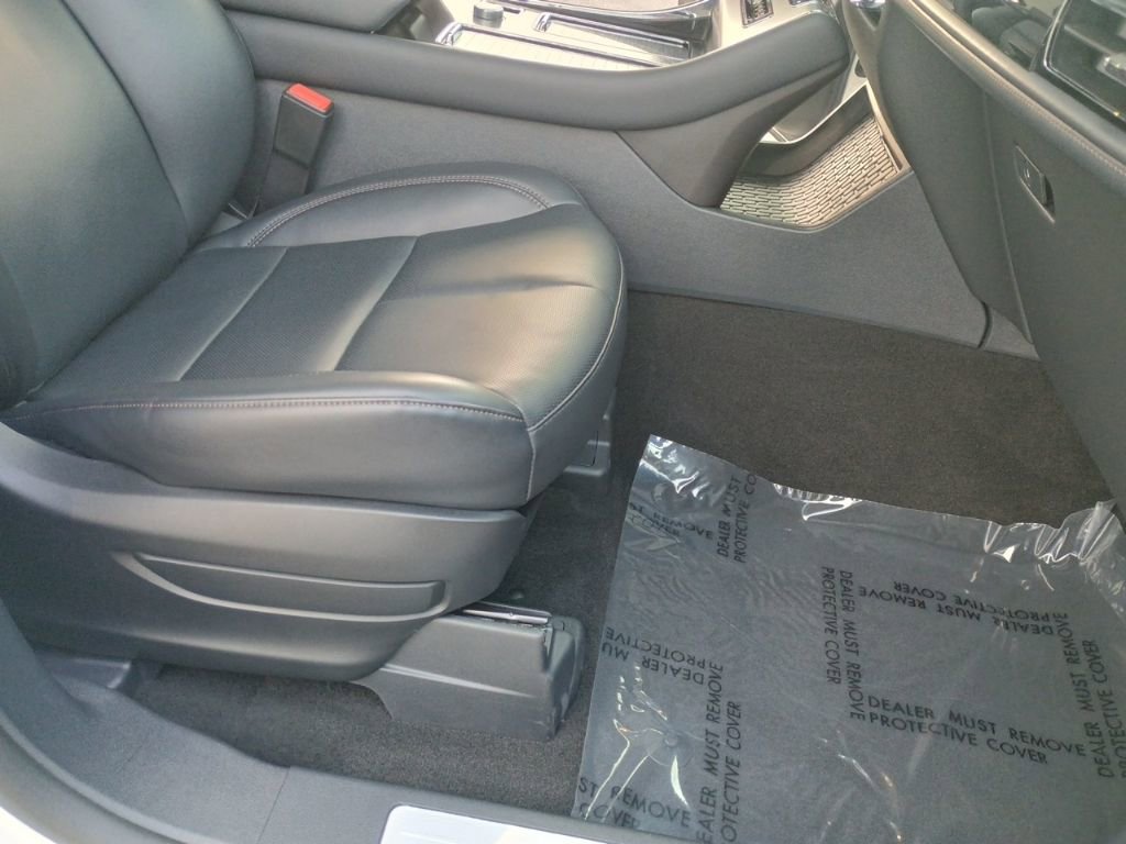 Used 2025 Lincoln Aviator 2WD w/ Equipment Group 101A image 25