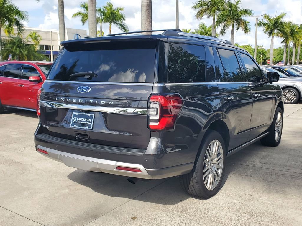 Used 2023 Ford Expedition Limited image 7