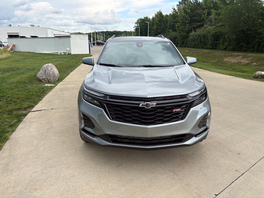 Used 2024 Chevrolet Equinox RS FWD image 12