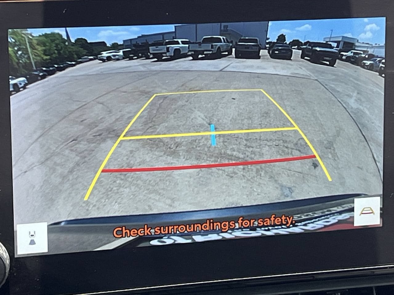 Used 2025 Toyota RAV4 XLE FWD image 16