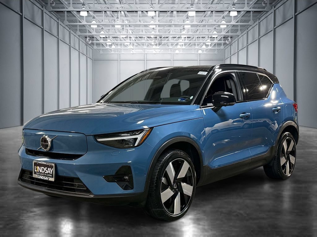 Used 2023 Volvo XC40 Recharge Ultimate w/ Protection Package Premier AWD/4WD image 1