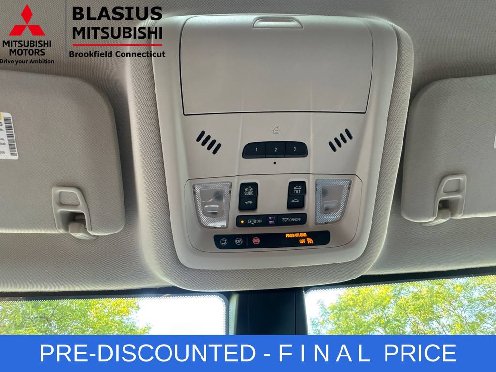 Used 2023 GMC Acadia Denali w/ Black Diamond Edition AWD/4WD image 29