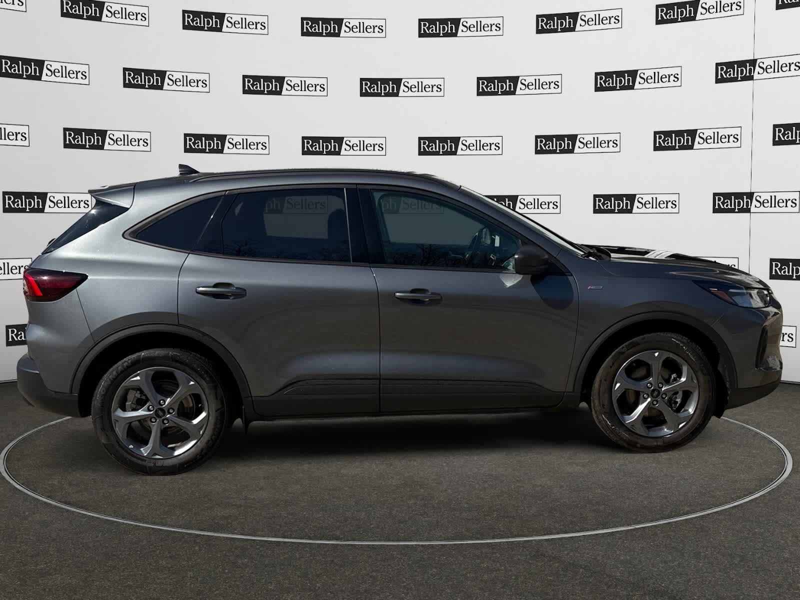 Used 2025 Ford Escape ST-Line FWD image 7