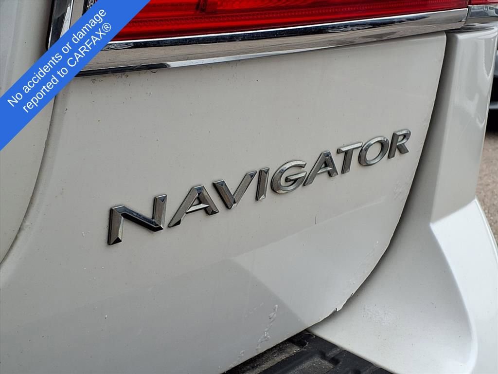 Used 2014 Lincoln Navigator Base image 10
