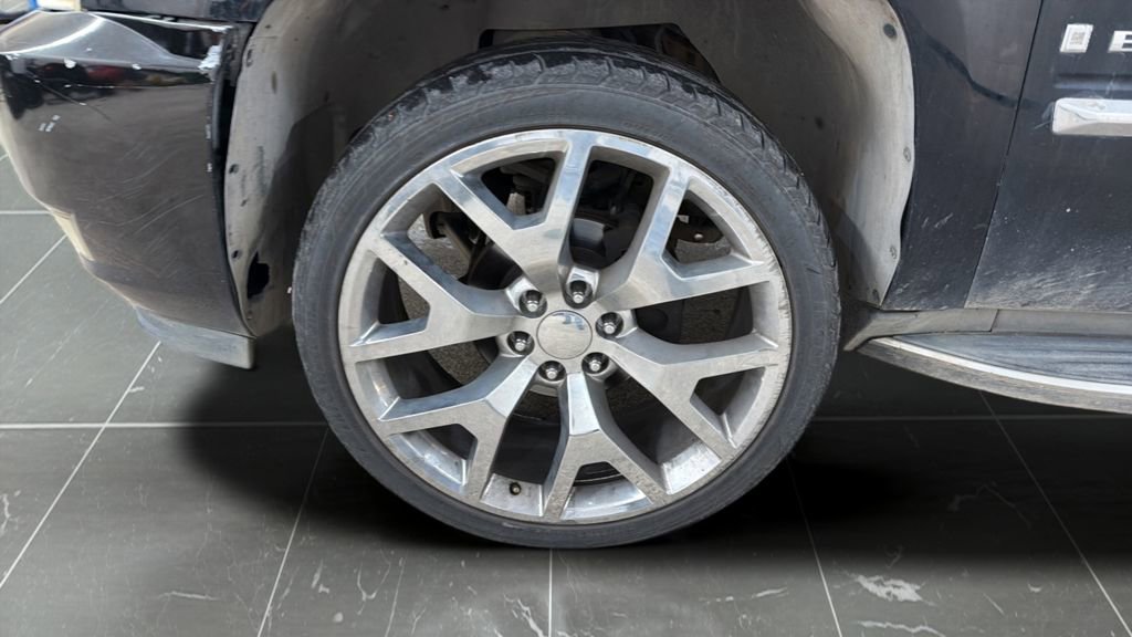 Used 2007 Cadillac Escalade AWD w/ Information Package image 15