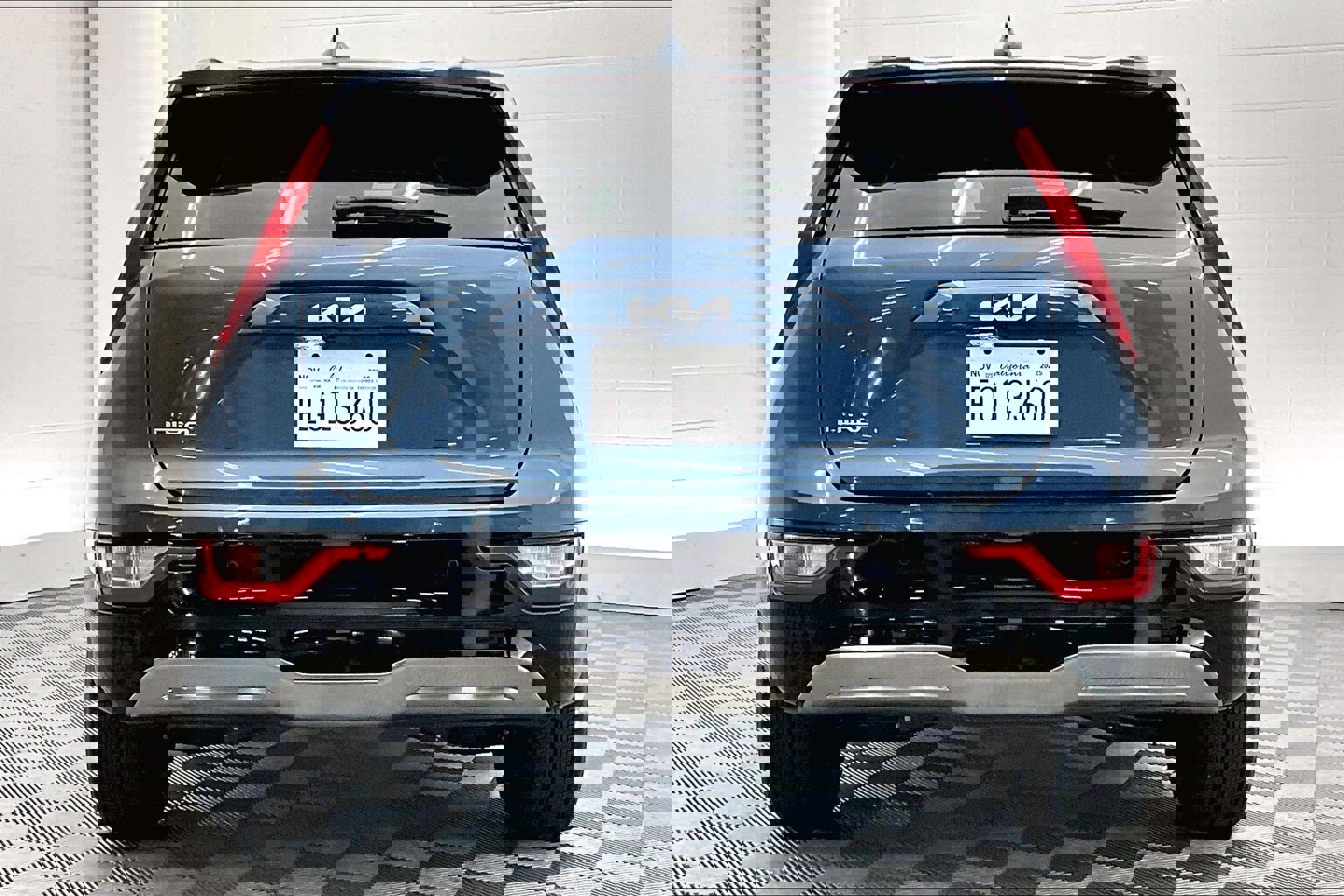 Used 2025 Kia Niro Wind image 3