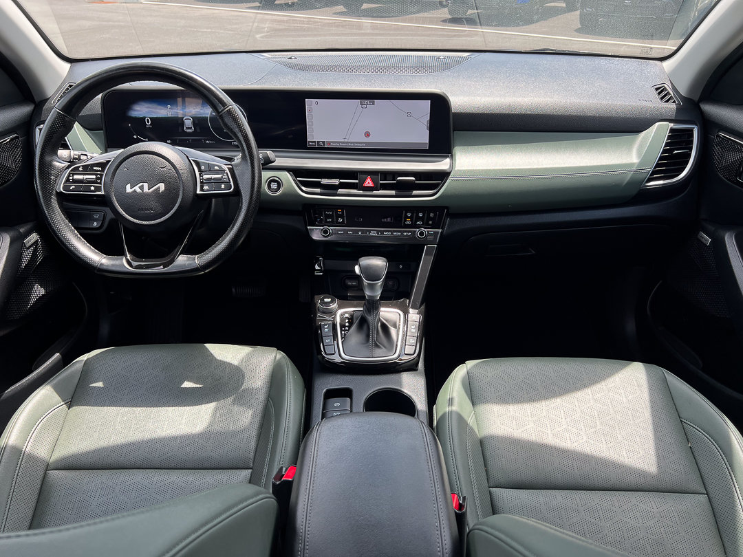 Used 2024 Kia Seltos SX w/ SX Sunroof Package AWD/4WD image 26