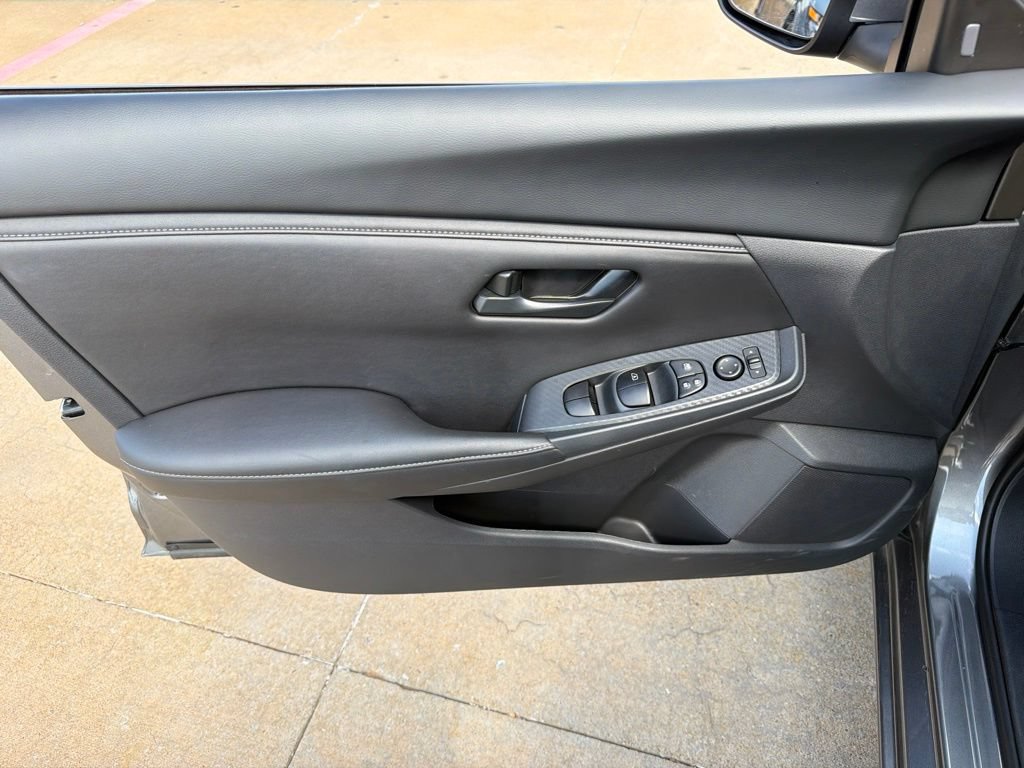 Used 2025 Nissan Sentra S FWD image 12