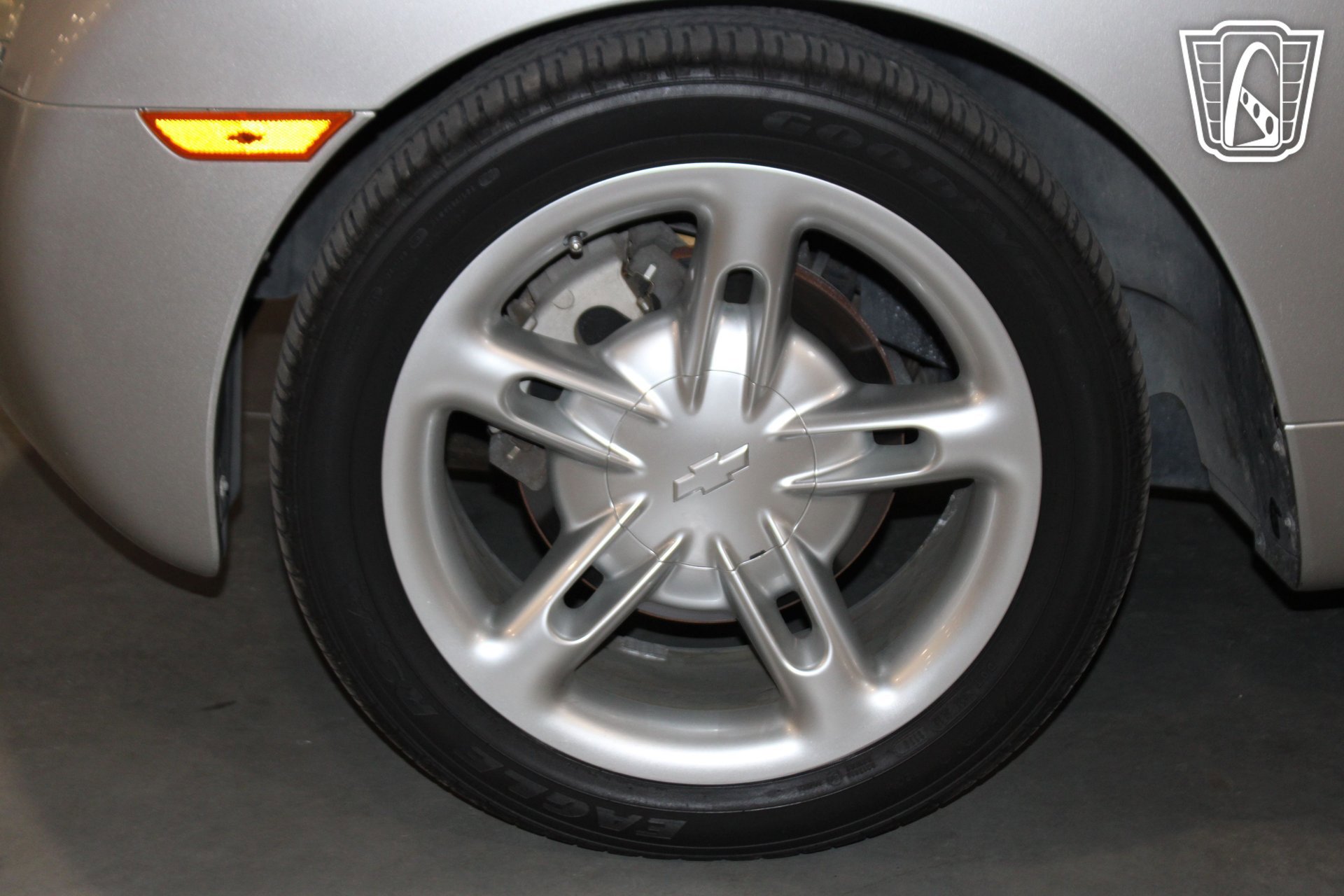 Used 2004 Chevrolet SSR w/ Preferred Equipment Group RWD image 31