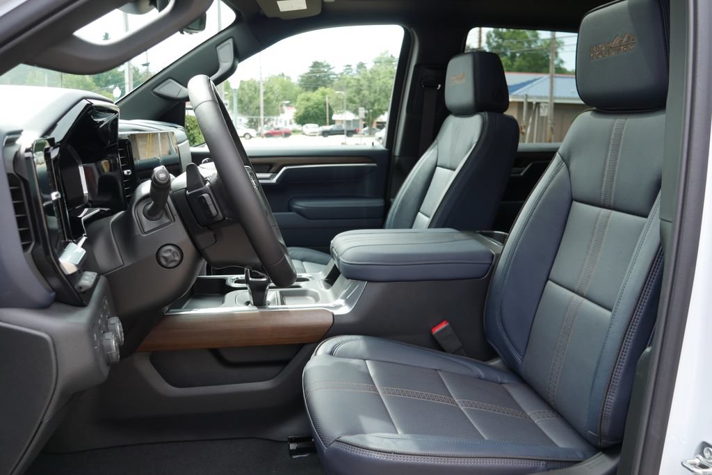 New 2026 Chevrolet Silverado 1500 High Country AWD/4WD image 27