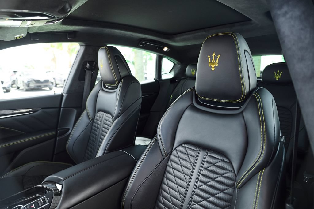 Used 2022 Maserati Levante F Tributo AWD/4WD image 40
