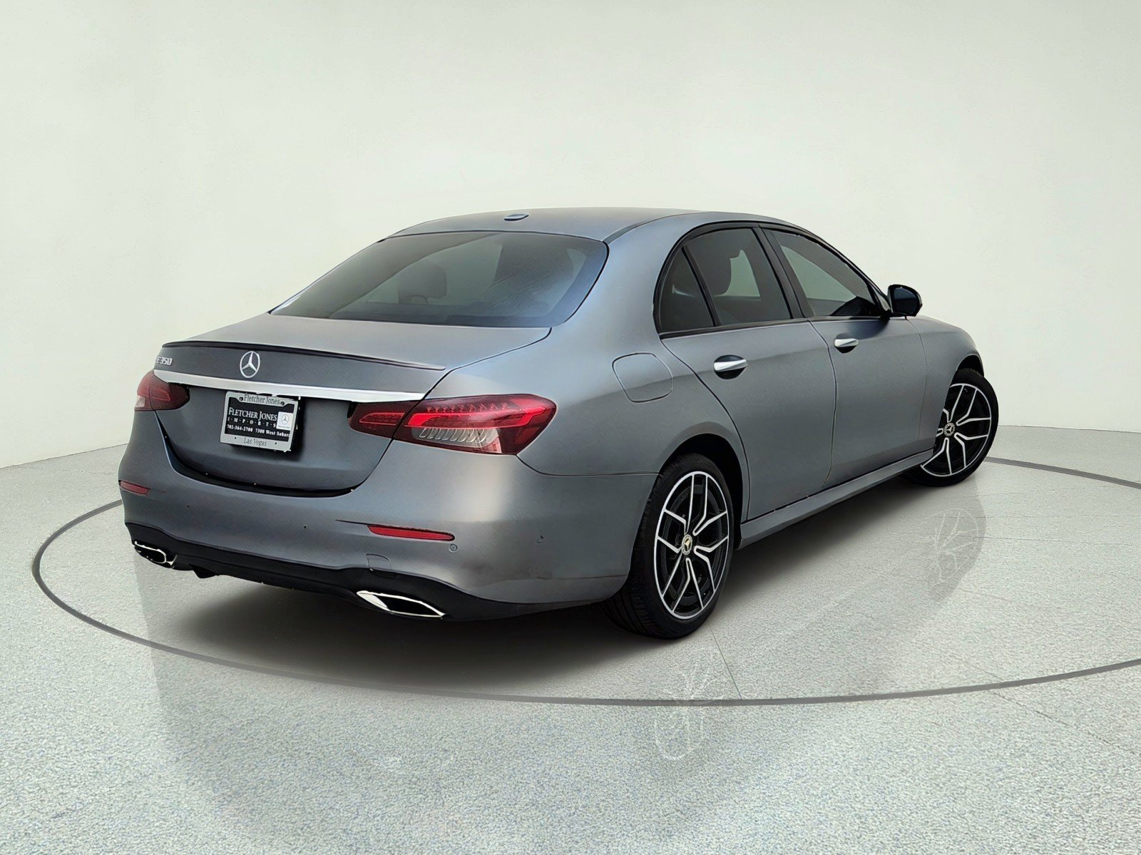 Used 2022 Mercedes-Benz E 350 Sedan image 9
