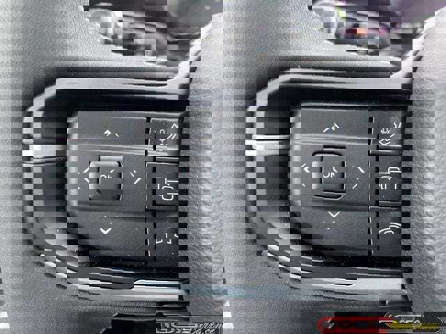 New 2026 Jeep Cherokee Overland image 19