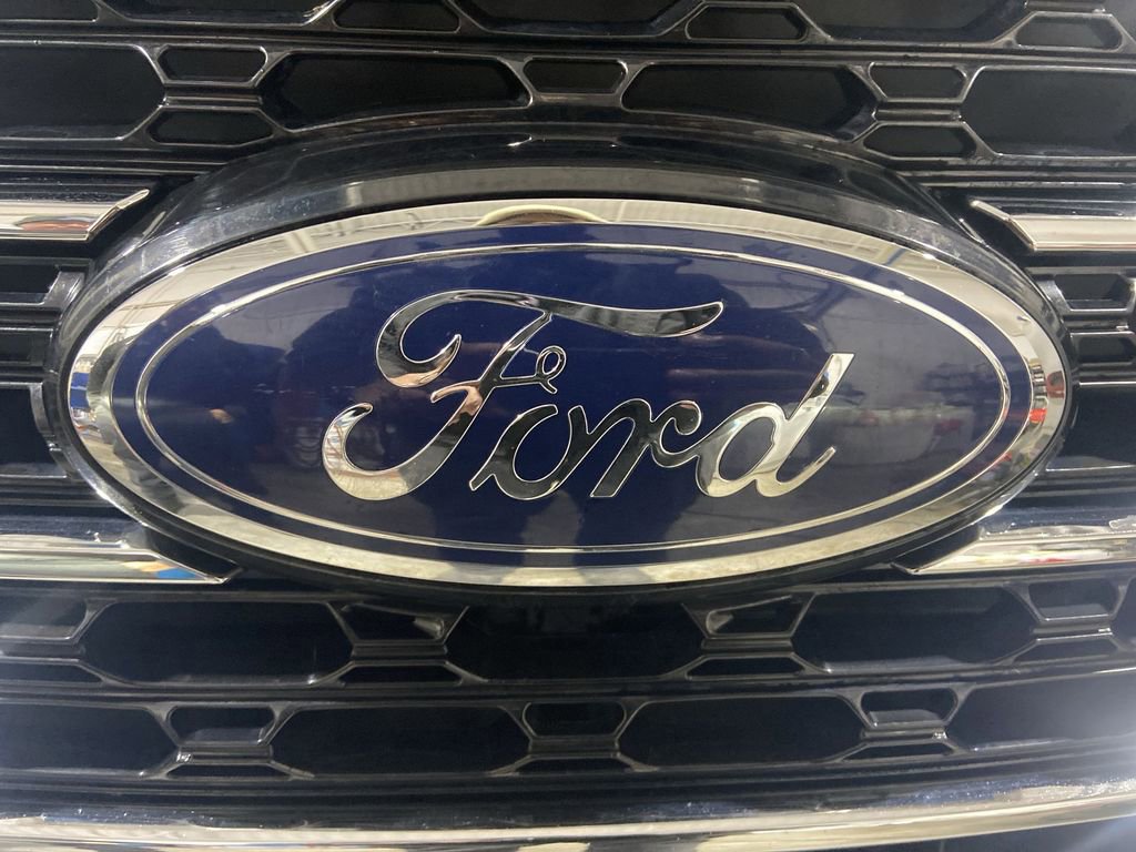 Used 2021 Ford Explorer XLT w/ Equipment Group 202A image 30