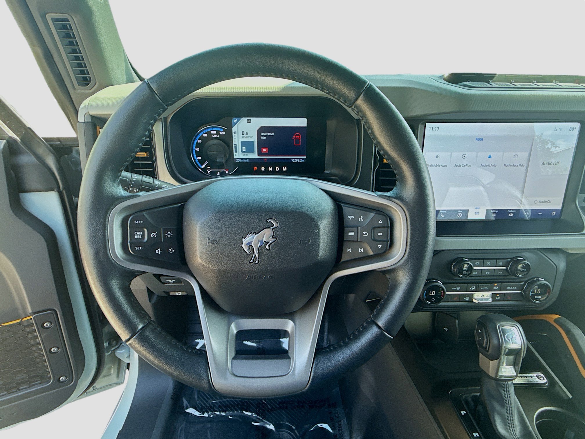 Used 2023 Ford Bronco Badlands w/ Sasquatch Package image 10