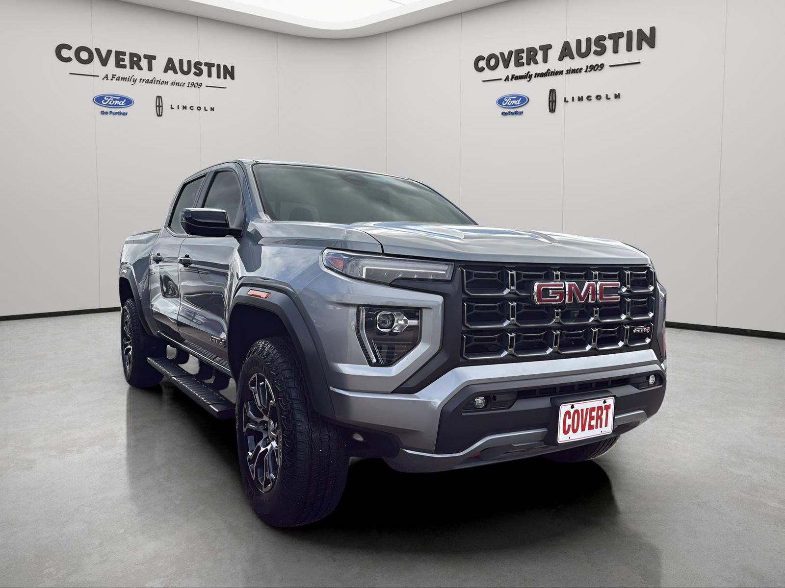 Used 2023 GMC Canyon AT4 w/ AT4 Premium Package image 5