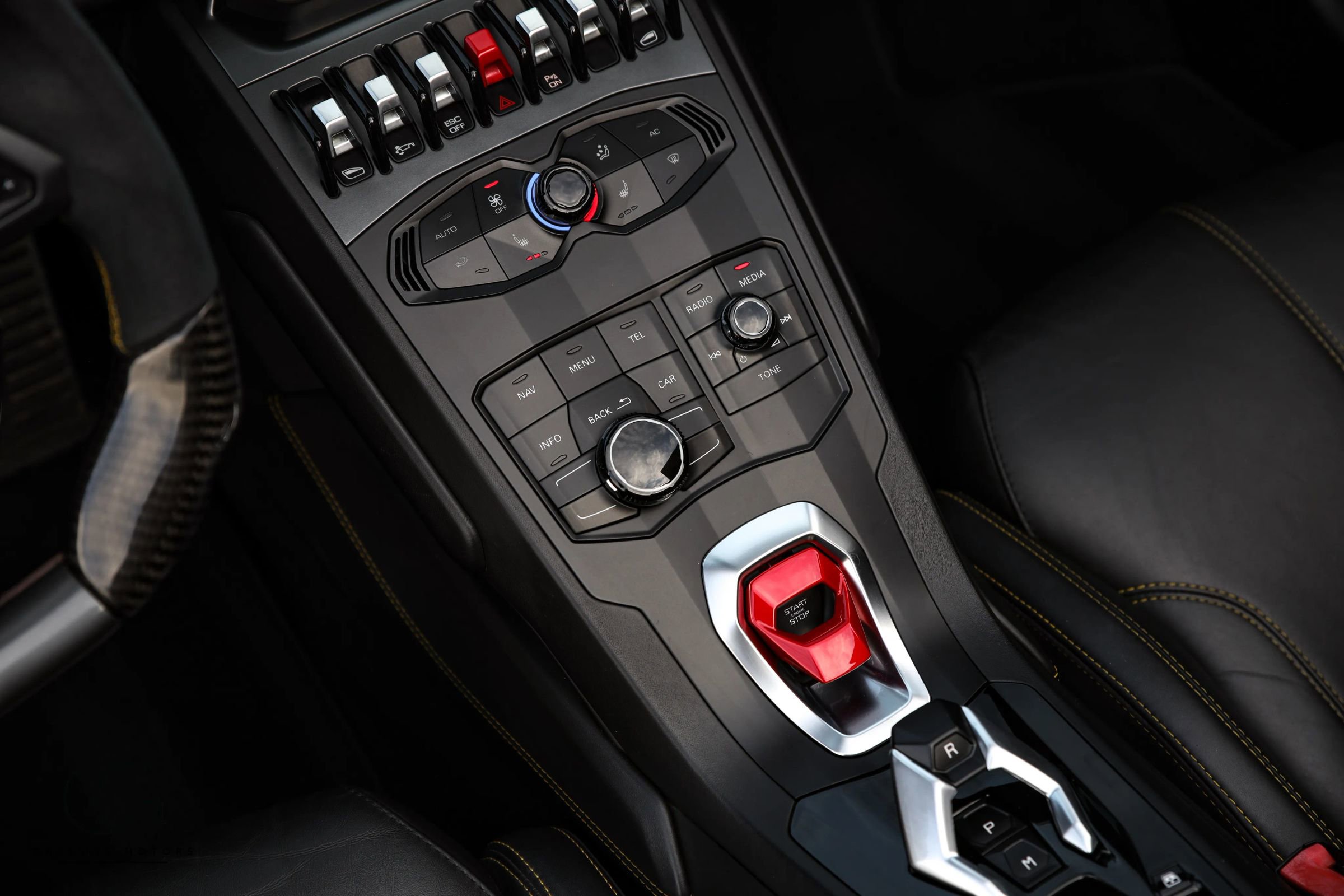 Used 2016 Lamborghini Huracan LP 610-4 image 41