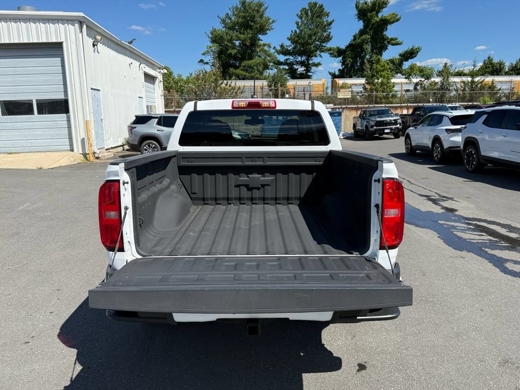 Used 2021 Chevrolet Colorado LT w/ Redline Special Edition AWD/4WD image 22