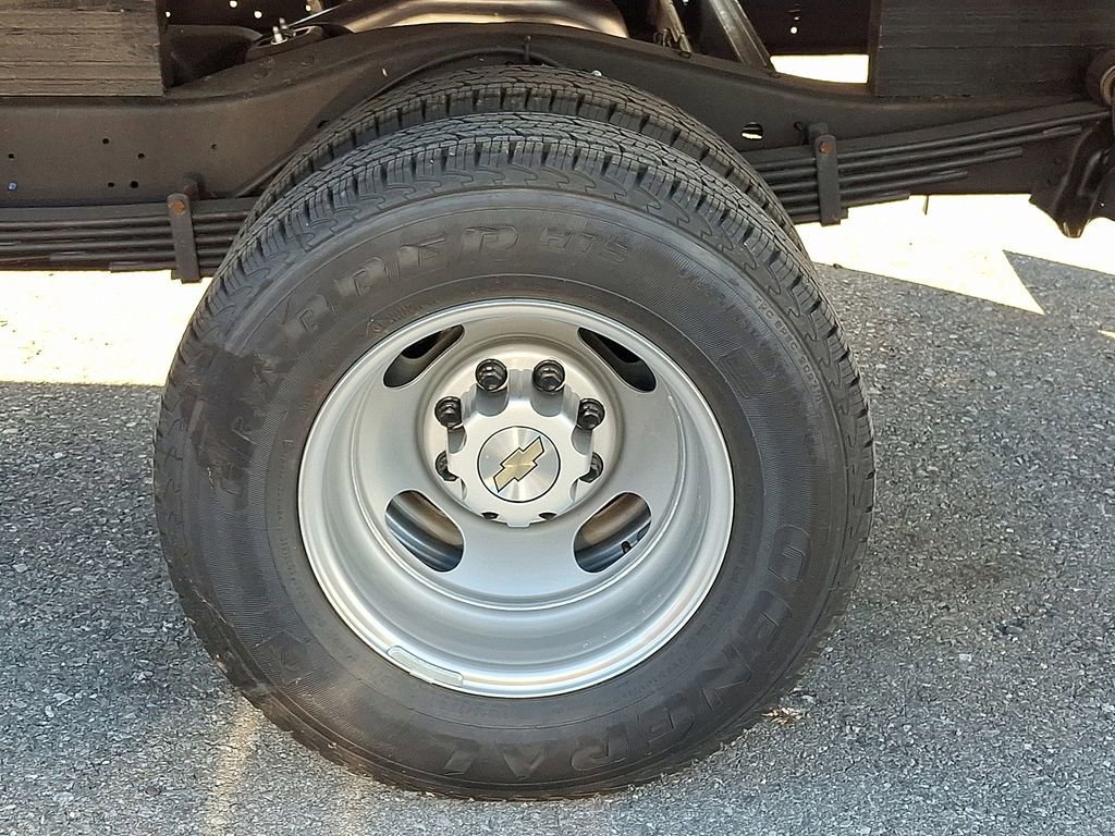 New 2025 Chevrolet Express 3500 w/ Power Convenience Package image 6