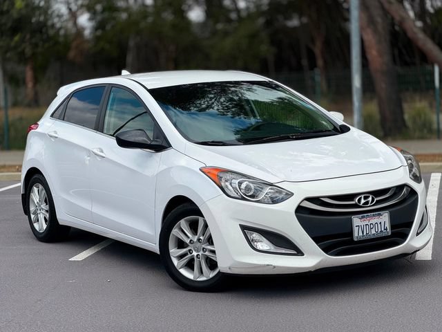 Used 2013 Hyundai Elantra GT FWD image 2