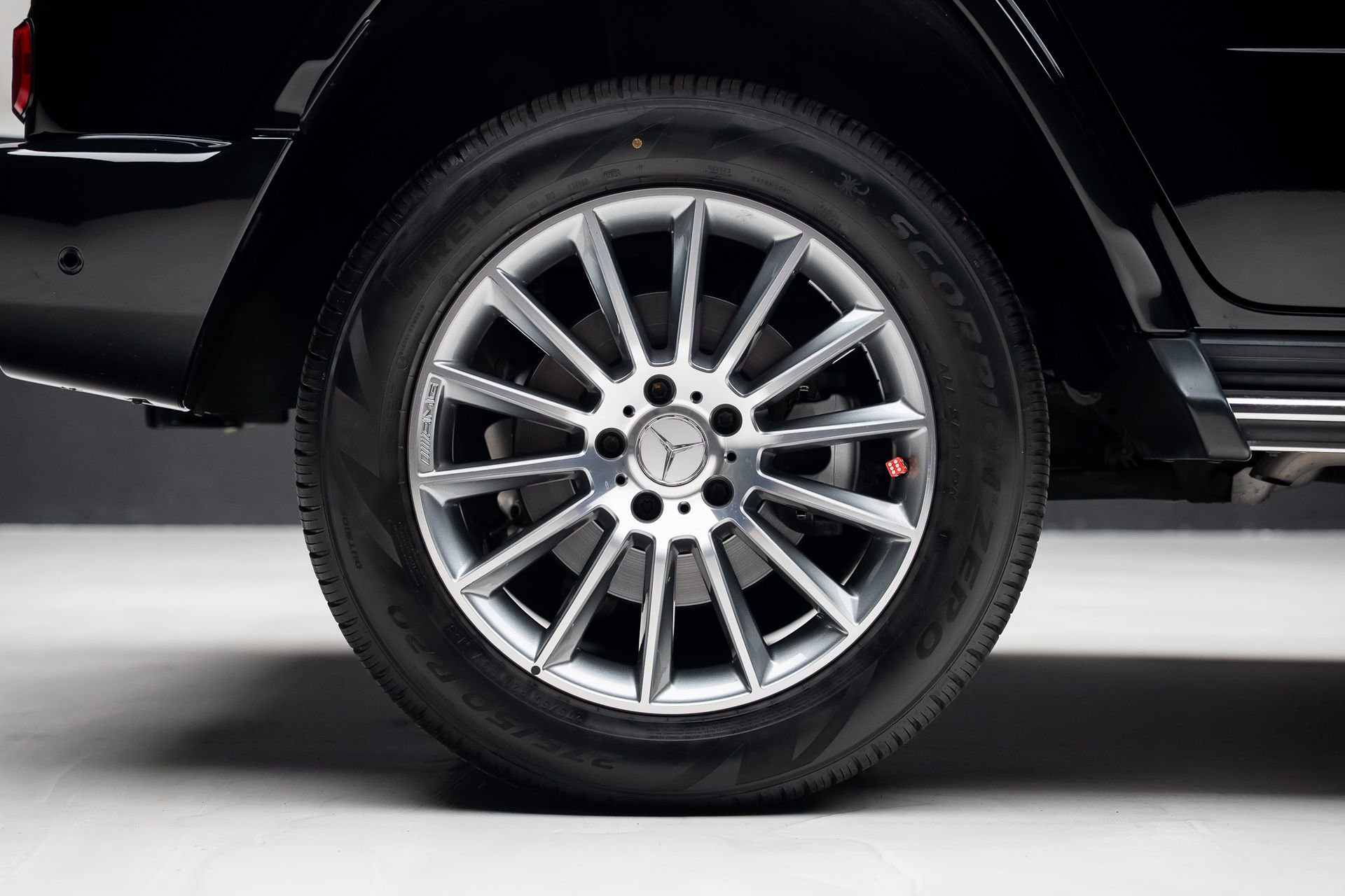 Used 2023 Mercedes-Benz G 550 image 37