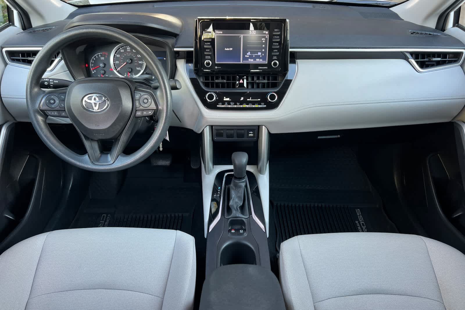 Certified 2022 Toyota Corolla Cross L FWD image 3