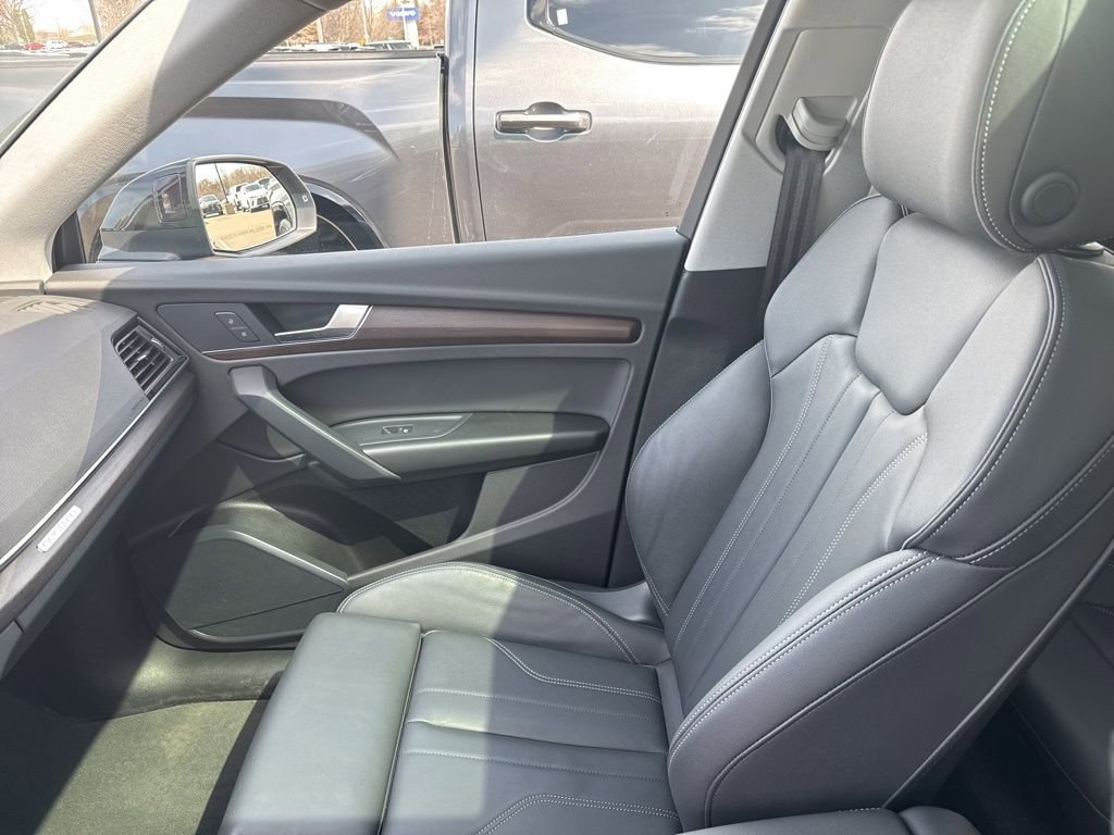 Used 2024 Audi Q5 2.0T Premium image 23