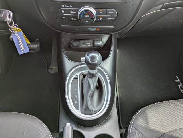 Used 2018 Kia Soul + FWD image 15