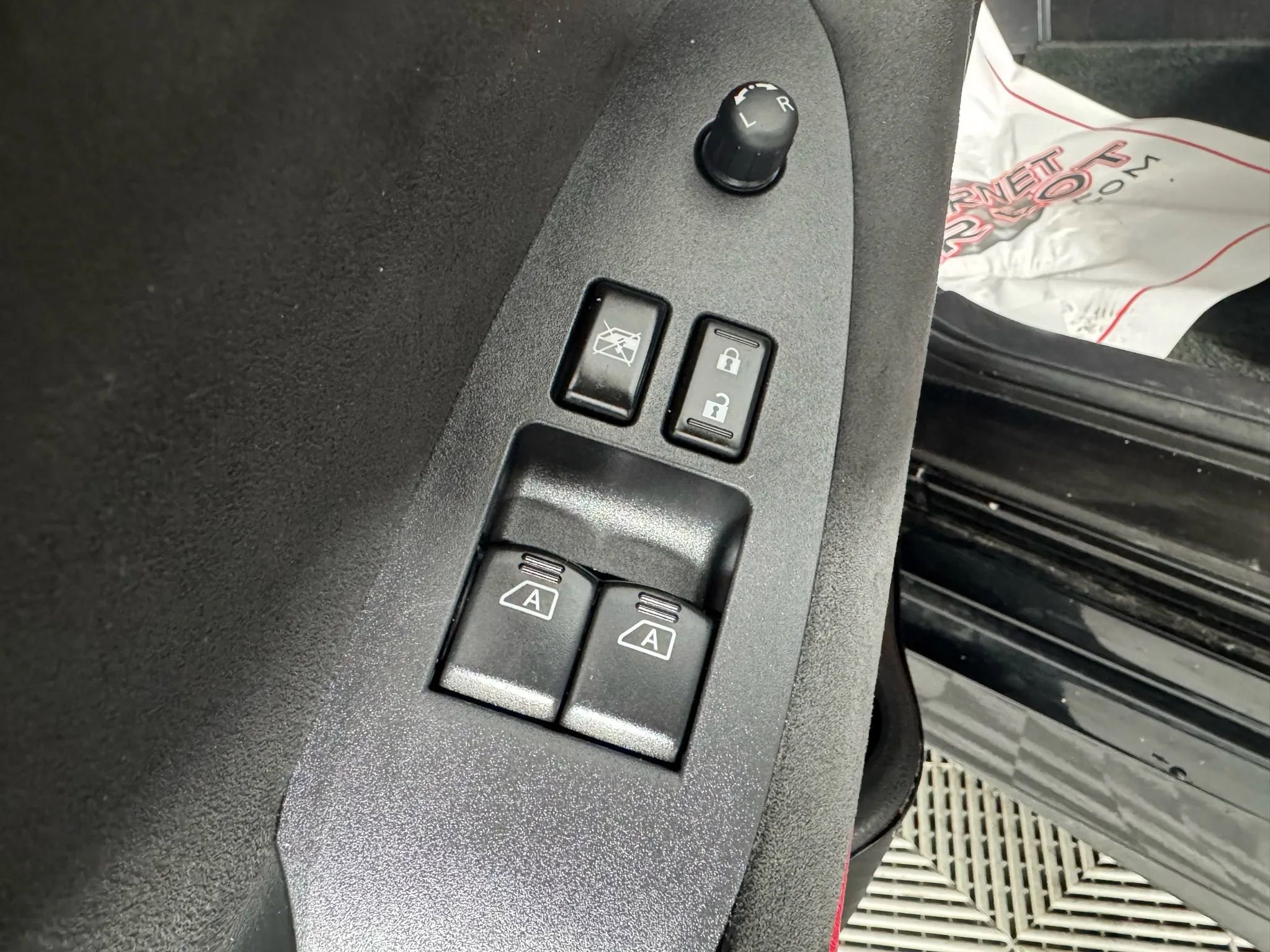 Used 2023 Nissan Z w/ Floor Mat Package (L93) image 32