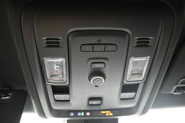 Used 2023 Chevrolet Tahoe RST AWD/4WD image 30