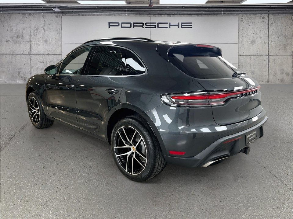 New 2026 Porsche Macan AWD/4WD image 3