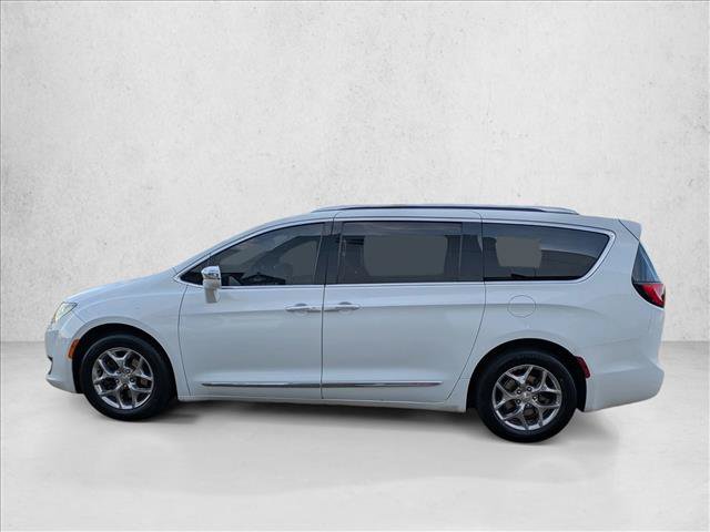 Used 2018 Chrysler Pacifica Limited FWD image 9