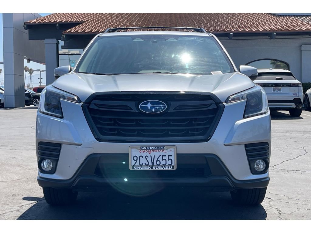 Used 2022 Subaru Forester Limited w/ Popular Package #3 image 9