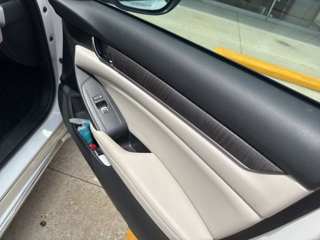 Used 2018 Honda Accord EX-L image 16