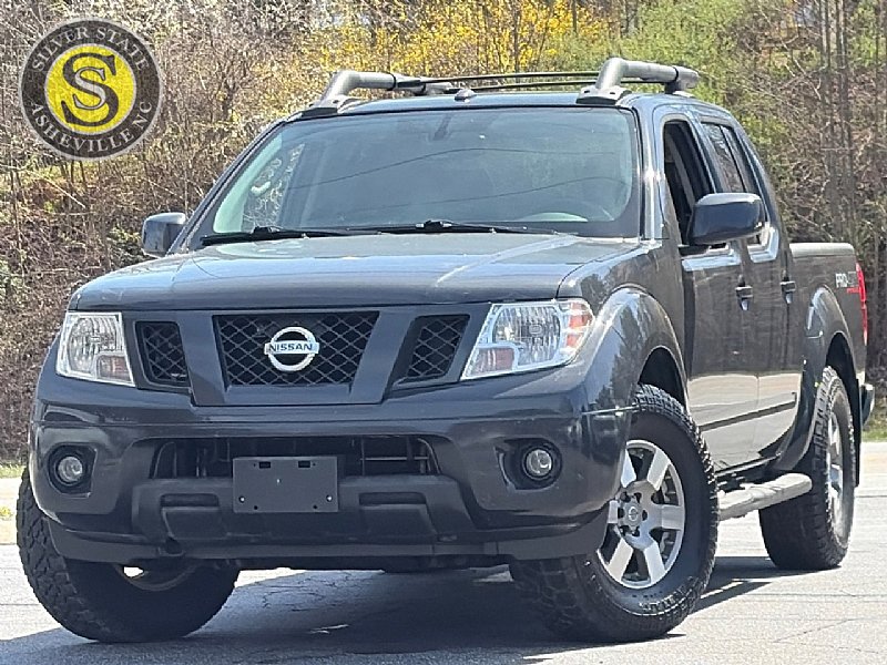 Used 2010 Nissan Frontier PRO-4X w/ Pro-4x Value Truck Pkg image 1