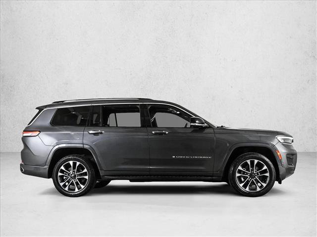 Used 2021 Jeep Grand Cherokee L Overland w/ Luxury Tech Group IV AWD/4WD image 4
