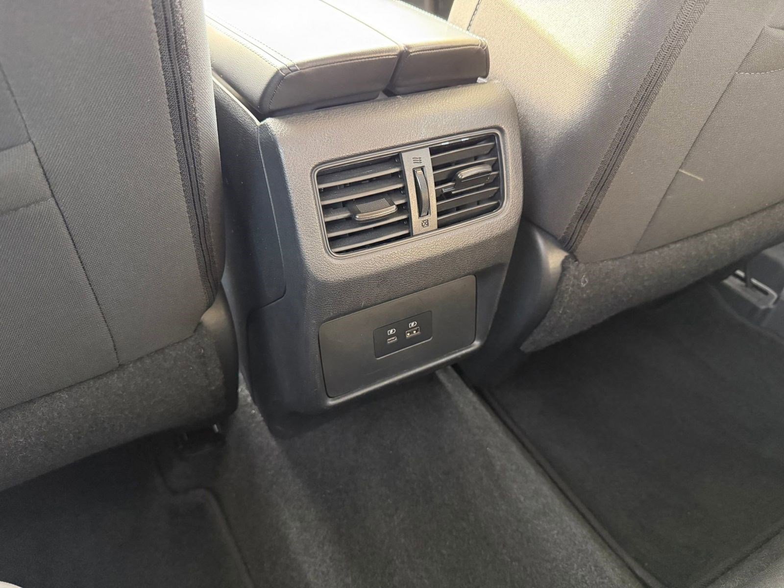 Certified 2022 Nissan Rogue SV image 22