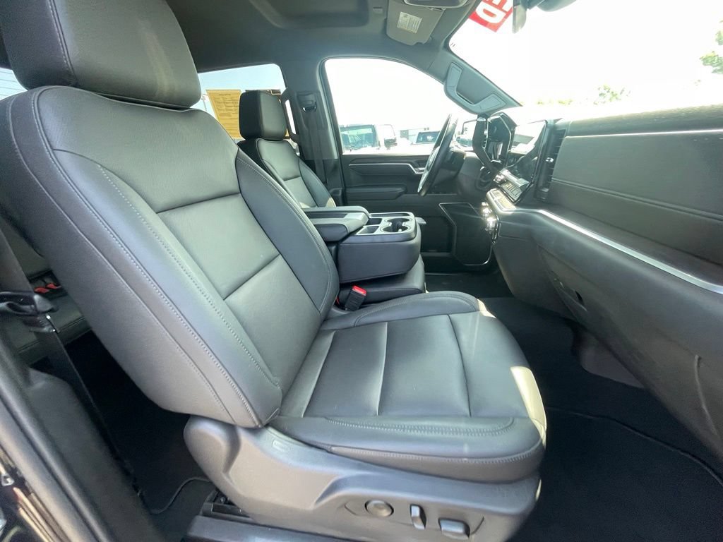 Used 2026 GMC Sierra 1500 SLT AWD/4WD image 28