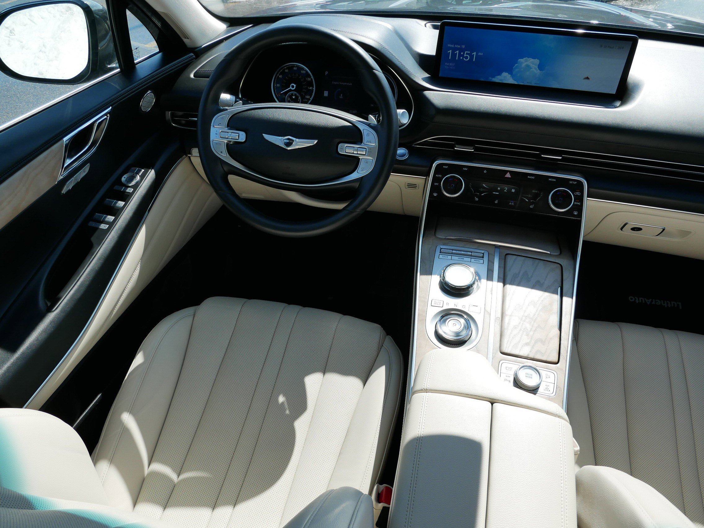 Used 2024 Genesis GV80 2.5T image 9