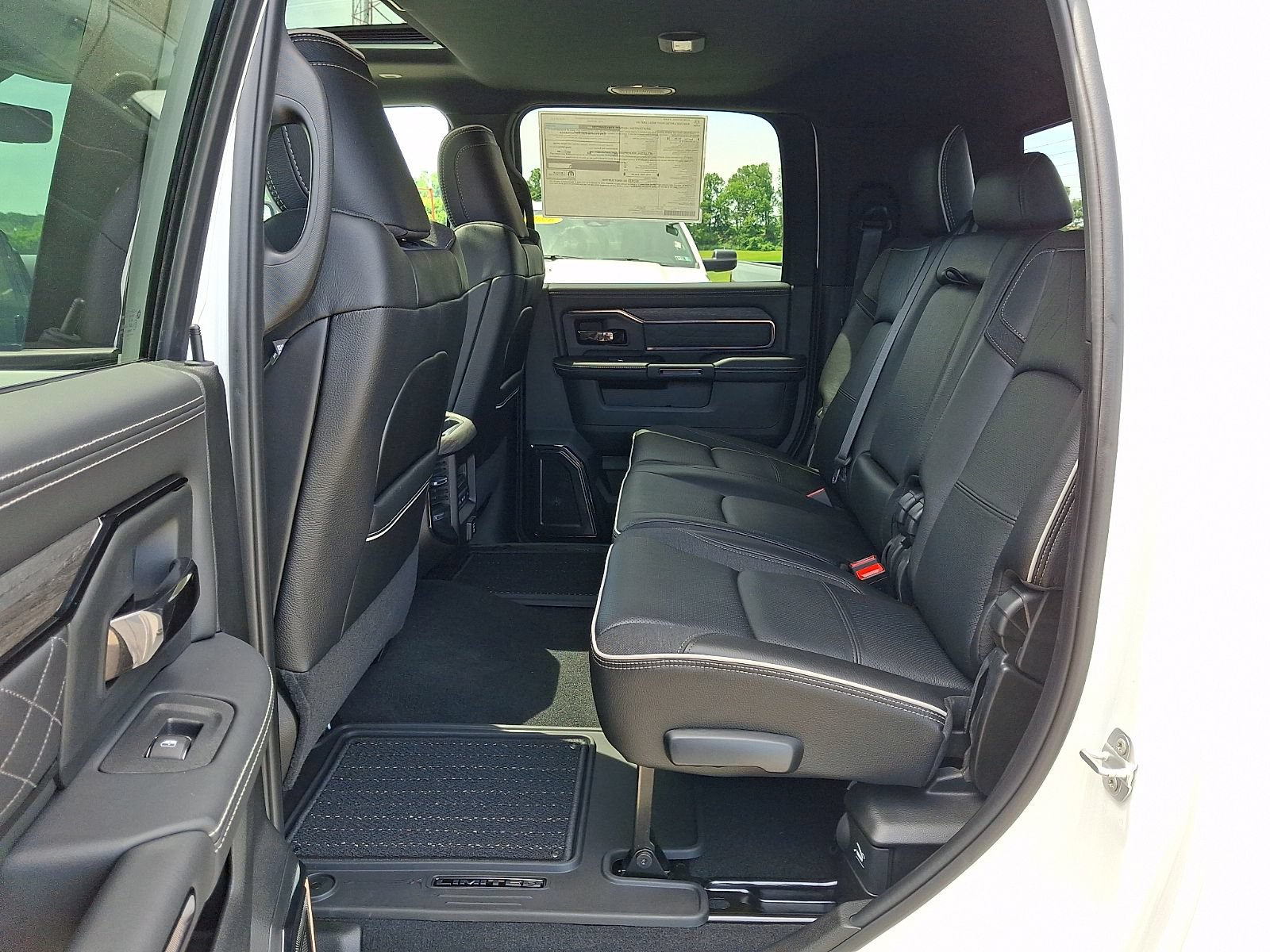 New 2026 RAM 2500 Limited AWD/4WD image 6