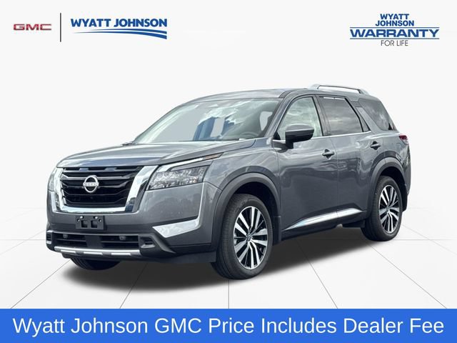 Used 2025 Nissan Pathfinder Platinum w/ Cargo Package