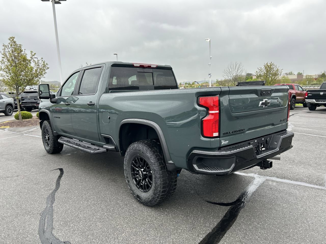 New 2026 Chevrolet Silverado 2500 ZR2 w/ LPO, Dark Essentials Package AWD/4WD image 5