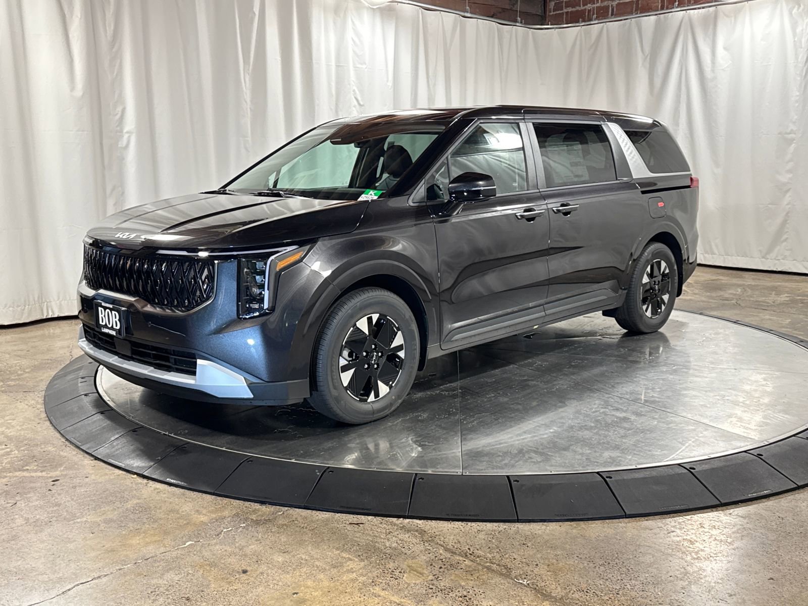 New 2026 Kia Carnival LXS