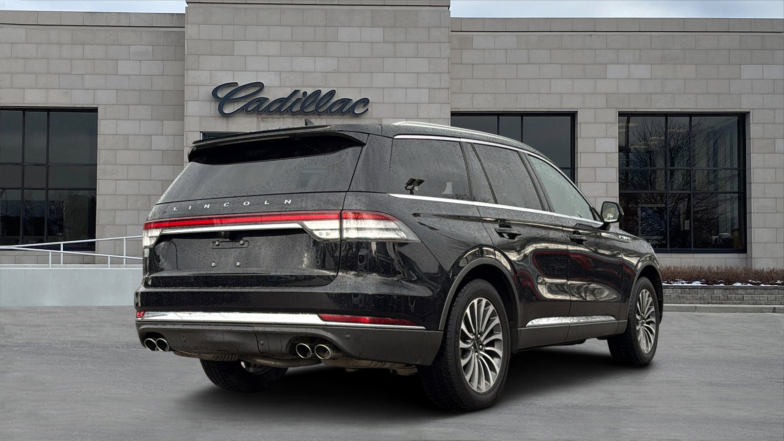 Used 2020 Lincoln Aviator Reserve w/ Equipment Group 201A image 3