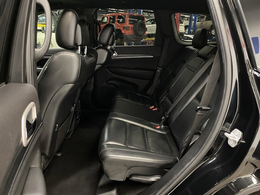 Used 2020 Jeep Grand Cherokee Limited image 15