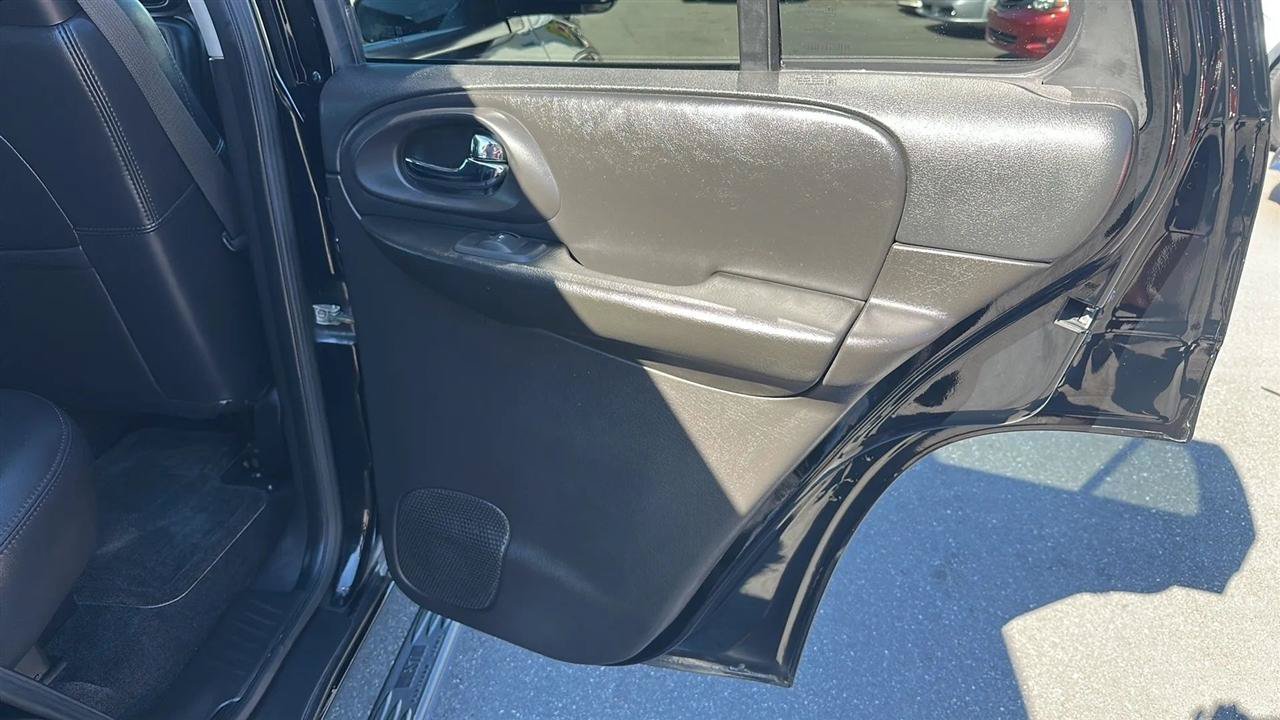 Used 2007 Chevrolet TrailBlazer SS AWD/4WD image 35