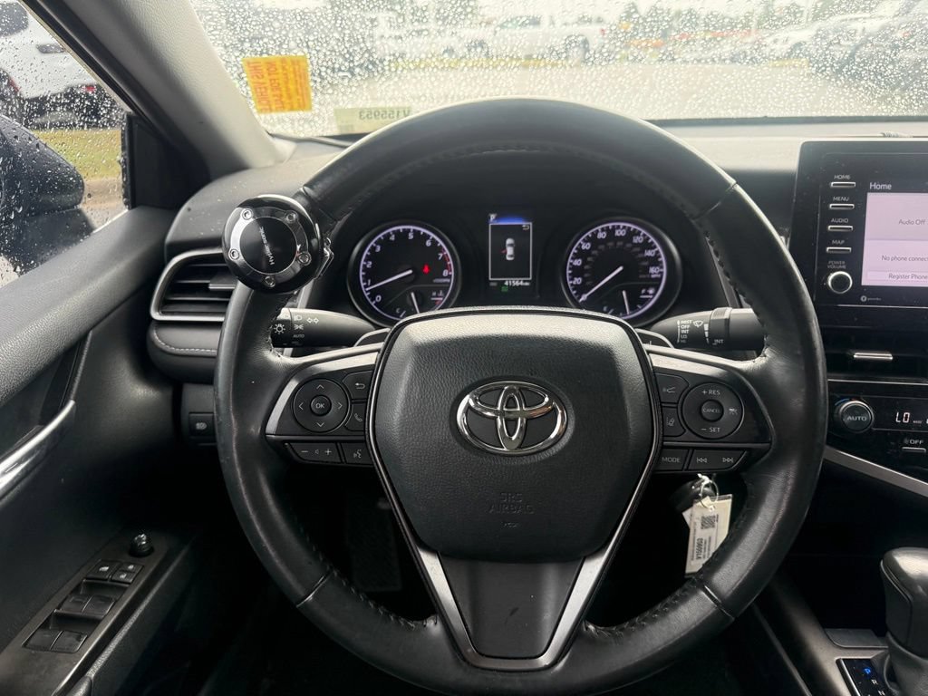 Used 2023 Toyota Camry SE FWD image 11