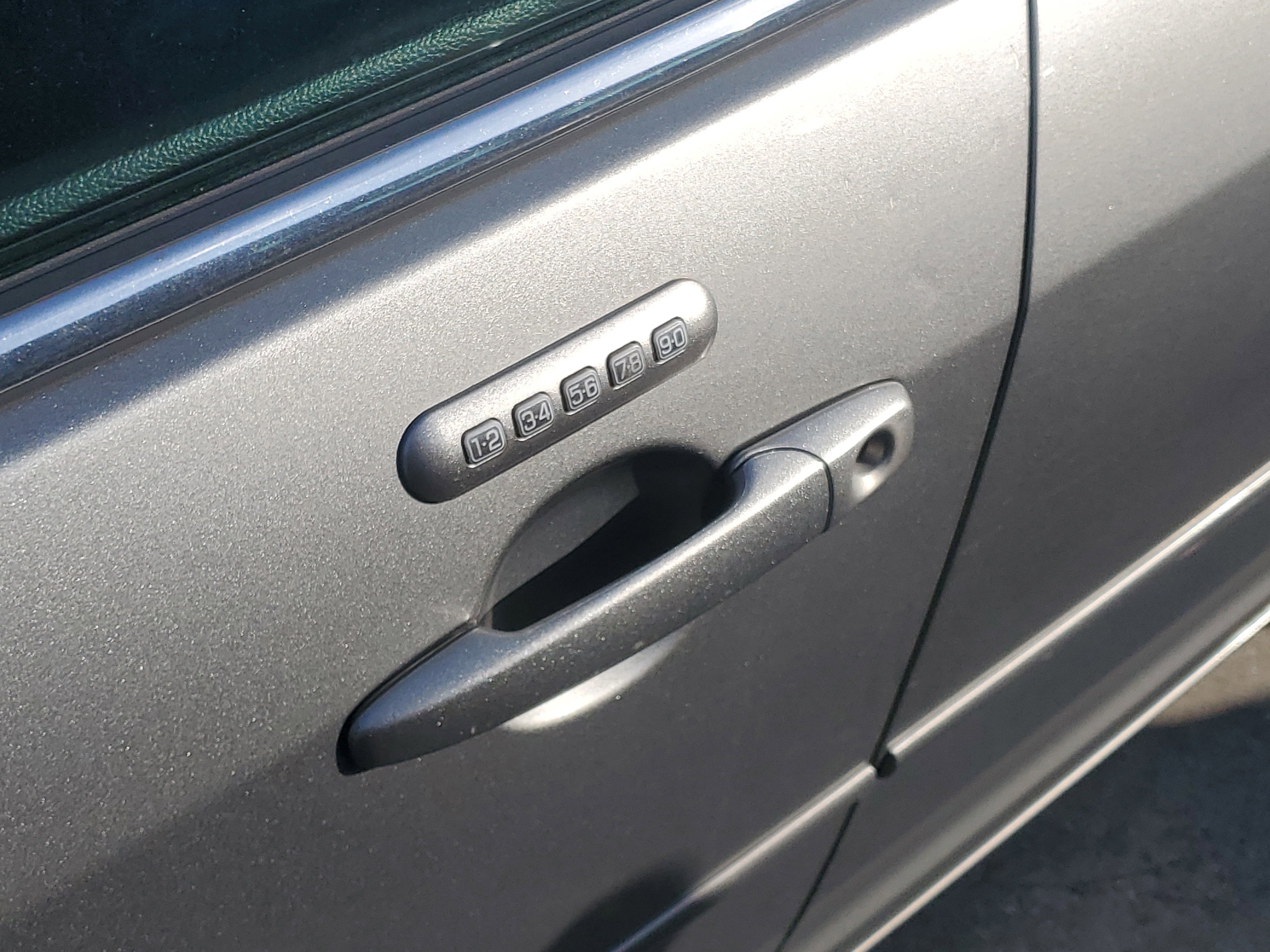 Used 2008 Mercury Milan Premier image 11