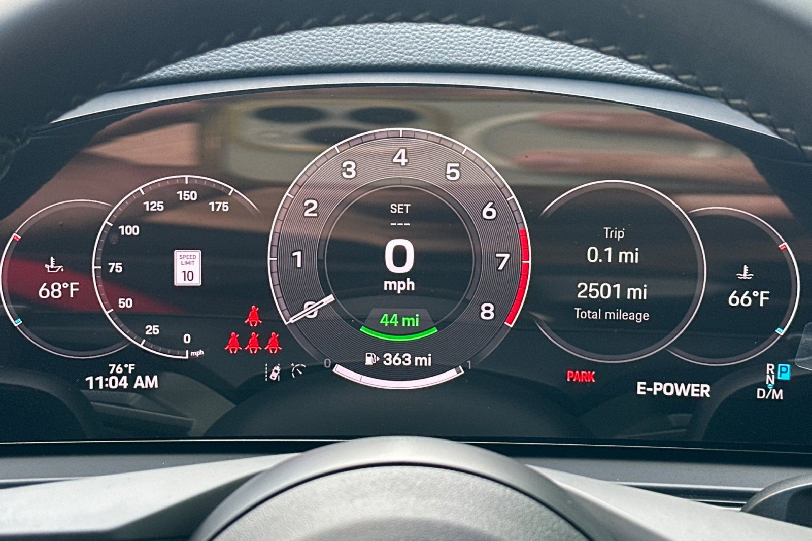 Certified 2025 Porsche Cayenne E-Hybrid image 25